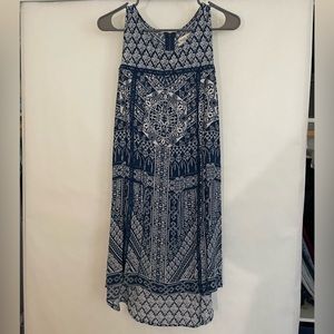 Blue and white loose dress